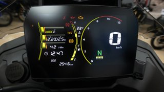 VOGE 625 DSX 2026