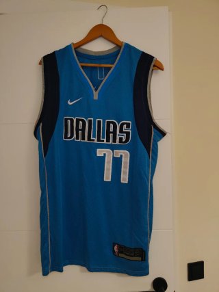 Camiseta NBA Dallas Mavericks Doncic 77
