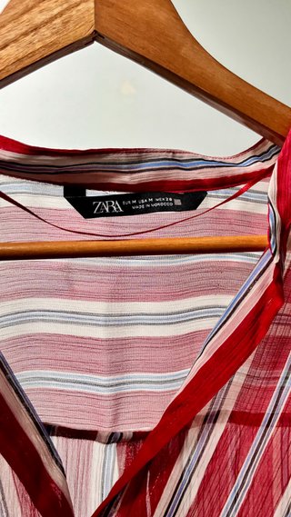 Camisa roja de rayas con nudo Zara mujer M