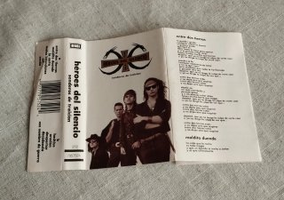 Casete Héroes del Silencio - Senderos de traición