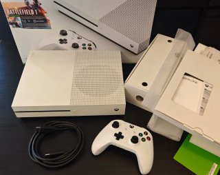 Xbox One S Blanca 500Gb cómo nueva