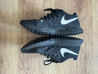 Nike Air Zoom Pegasus 31 negras talla 39