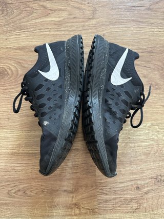 Nike Air Zoom Pegasus 31 negras talla 39