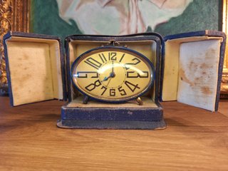 Reloj Despertador de Viaje Antiguo con Estuche