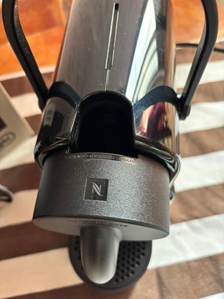 Macchina da caffè Nespresso De'Longhi