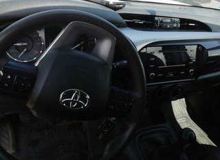 Toyota Hilux DOBLE CABINA GX 2.4 D-4D 150 CV