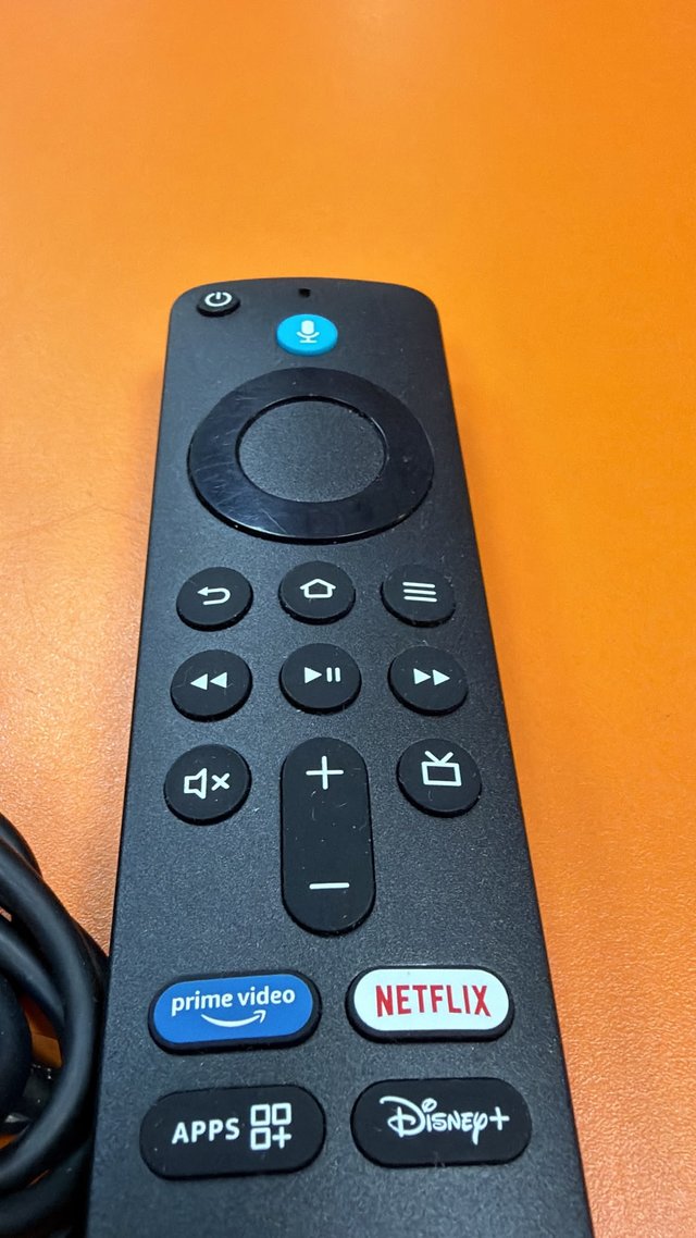 Amazon Fire TV con Mando