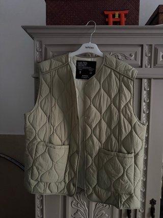 Chaleco Lefties acolchado beige talla S