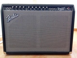 Amplificador Fender Frontman 212R