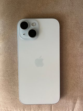 iPhone 15 128GB