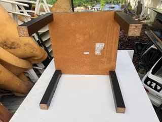 Mesita auxiliar IKEA negra