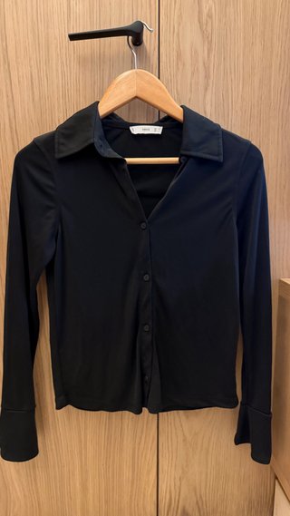 Camisa Mango cuello negro botones XXS