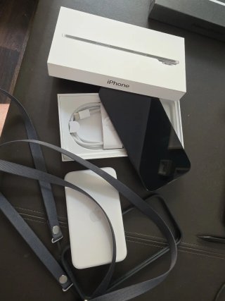iPhone Air 256GB Space Gray