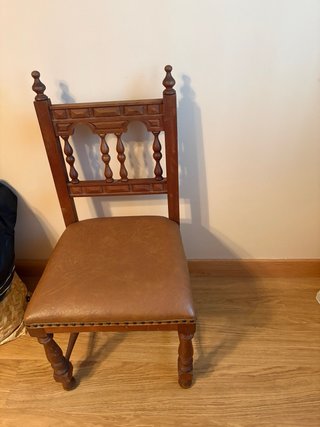 Habitación con Muebles Castellanos  madera maciza