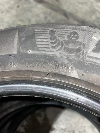 Neumático Michelin 225/55R17