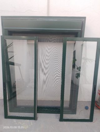 Ventana y balconera con Persiana y mosquitera