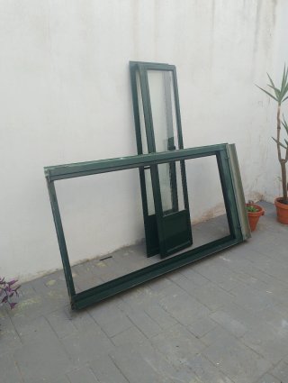 Ventana y balconera con Persiana y mosquitera