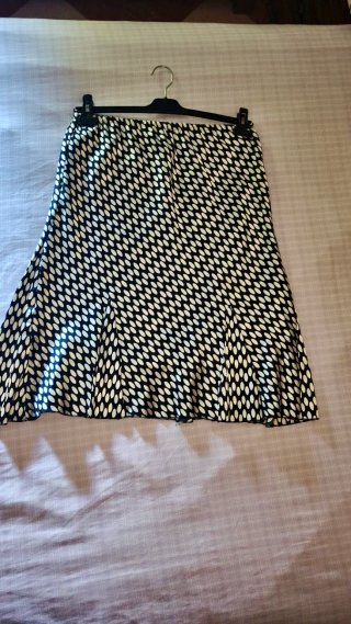 Falda midi estampada