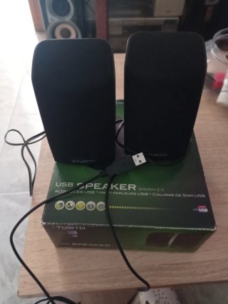 Altavoces TUSTO USB Negro
