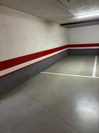 Garaje en venta en Costillares en Madrid