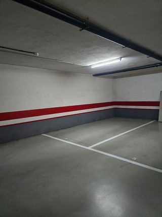 Garaje en venta en Costillares en Madrid