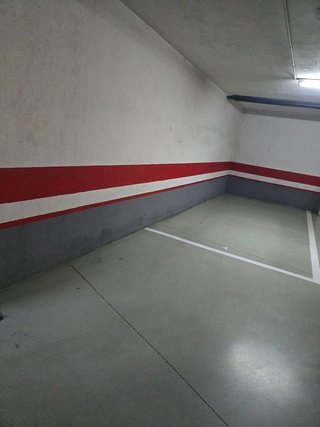 Garaje en venta en Costillares en Madrid