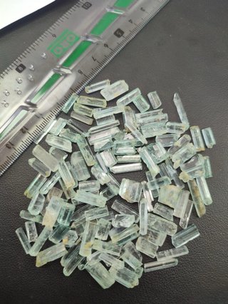 40g Blue Aquamarine Natural Crystals lot