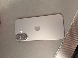 iPhone 16 128GB Gris