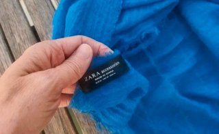 Pashmina color azul. Alta calidad.