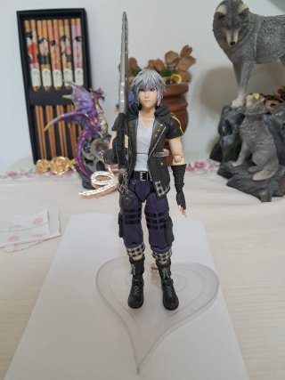 Action Figure Kingdom Hearts III Riku