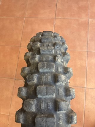 Neumático Michelin Tracker 140/80-18
