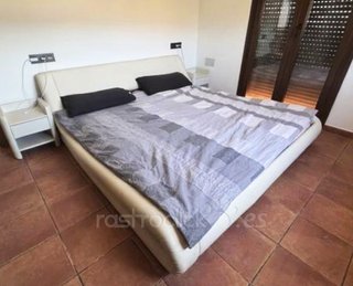 Cama de matrimonio tipo futón 180x200