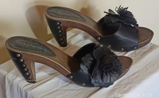 Zuecos de Piel ana Mariana Talla 39