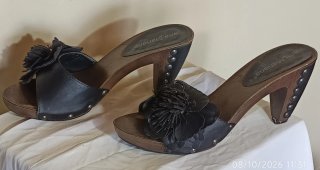 Zuecos de Piel ana Mariana Talla 39