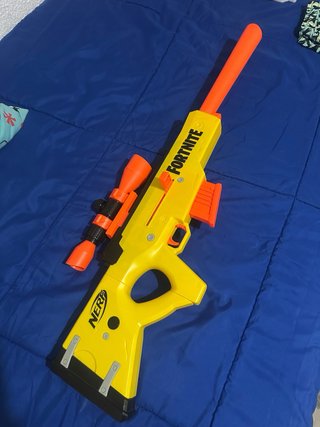 Pistola Nerf Fortnite Amarillo