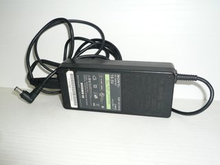 Cargador Sony Vaio VGP-AC19V13 19.5V