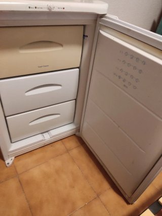 Congelador Vertical Blanco