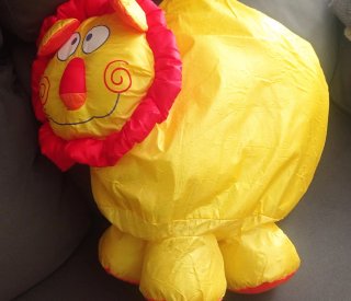 Cojín Infantil León