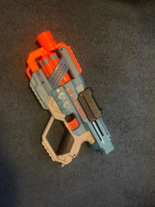 Pistola Nerf Commander Elite