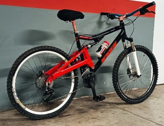 BICICLETA MONTAÑA 26 MARCA BH DESCENSO TALLA (L)