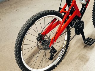 BICICLETA MONTAÑA 26 MARCA BH DESCENSO TALLA (L)