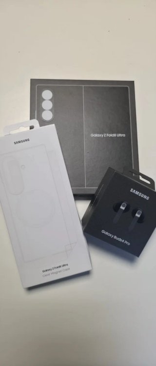 Samsung Z Fold8 ULTRA, 512GB, Buds4 PRO. SIGILLATO
