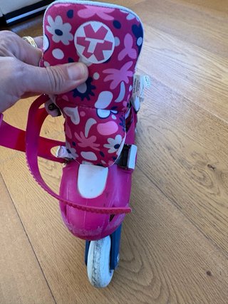 Patines y protectores infantiles rosas