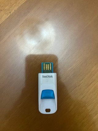 Chiavetta USB SanDisk 16 gb