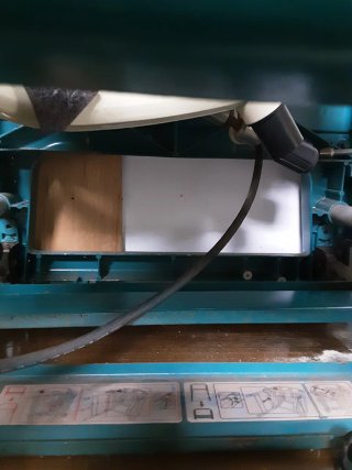 Sierra eléctrica Makita Flipper