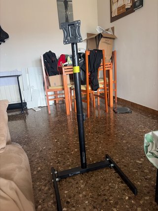Soporte TV con ruedas