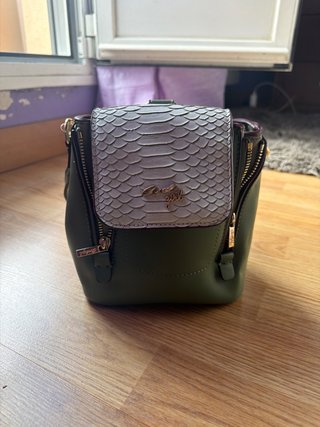 Mochila pequeña verde Axel Girl