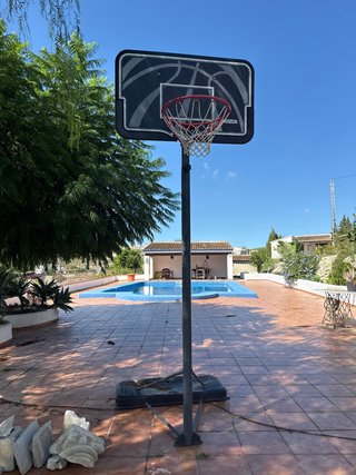 Canasta de baloncesto con base
