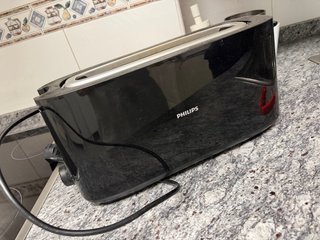 Tostadora Philips Negra