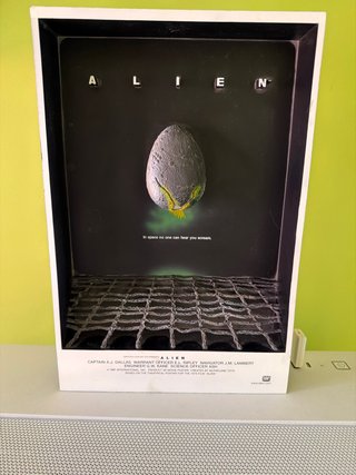Poster en relieve alien el 8 pasajero